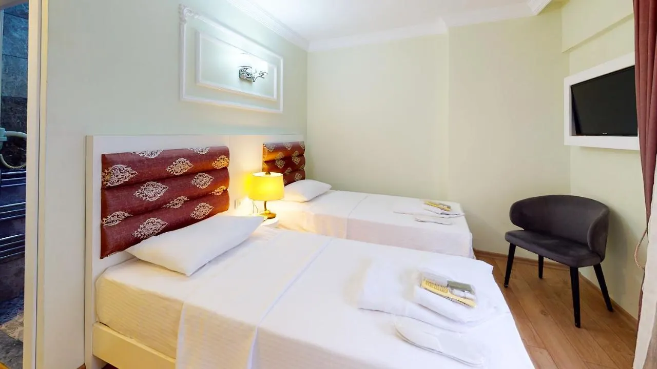 The Wolf Hotel Istanbul 3*,
